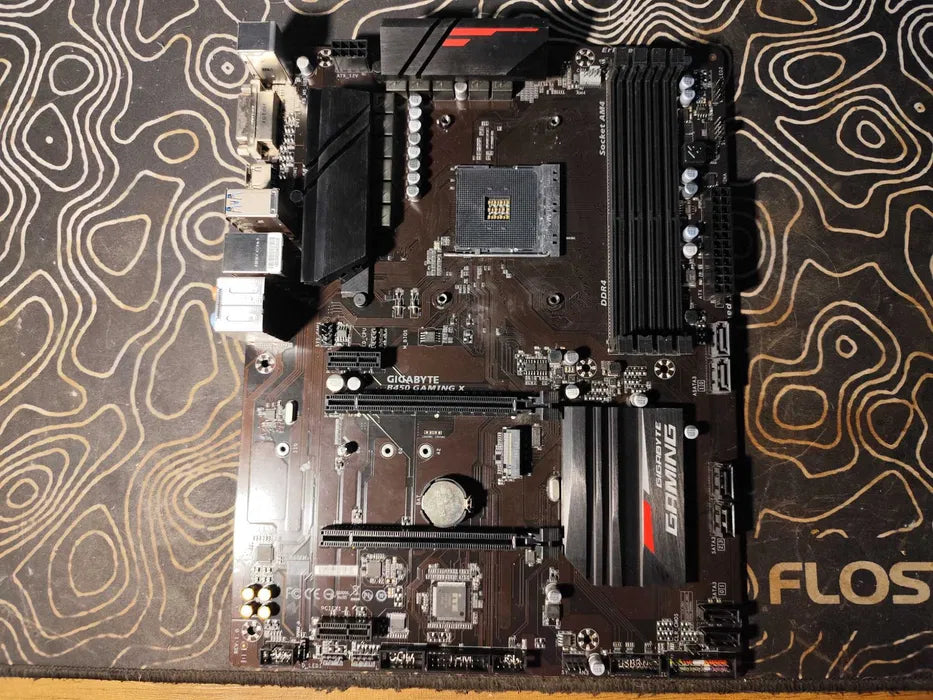 Placa de baza B450 Gaming X Gigabyte